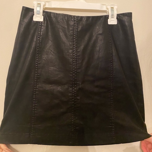 FREE PEOPLE pleather skirt - Picture 1 of 4
